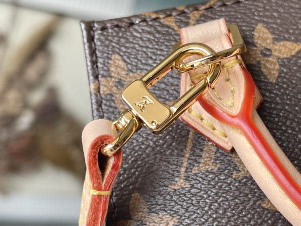 Louis Vuitton PETIT SAC PLAT Handbag 93552 - Image 5