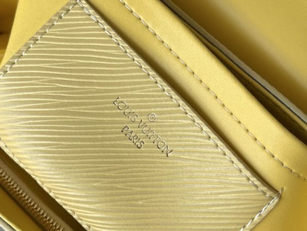 Louis Vuitton Twist Small Handbag - Skin 56233 - Image 5