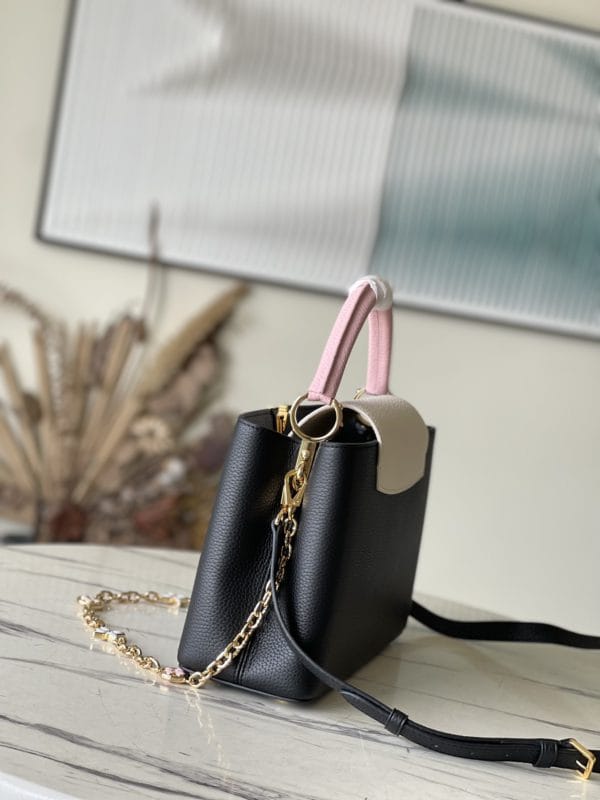 Louis Vuitton Capucines Medium Handbag 88317 - Image 4