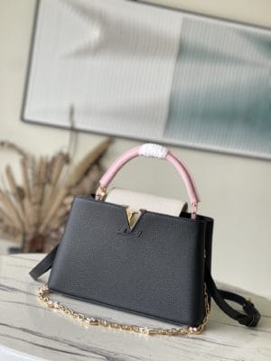 Louis Vuitton Capucines Medium Handbag 88317