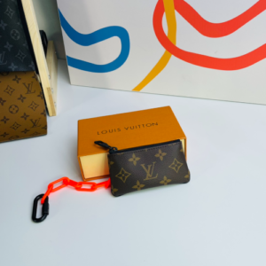 Louis Vuitton Key Case  Orange Chain - Brown 68953