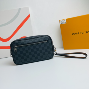 Louis Vuitton Damier Graphite Kasai Clutch - Gray 61315
