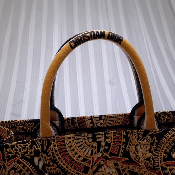 Dior Book Tote Bag In Animals Embroidered Canvas - Orange 27019 - Image 3