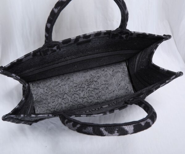 Dior Book Tote Leopard Handbag 36945 - Image 2
