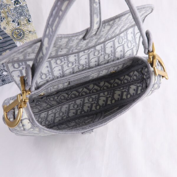 Dior Christian Top Saddle Bag - White 79101 - Image 2