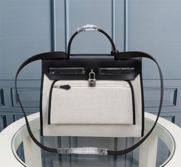 Hermes Dark Horse Inside Seam Cloth Bag - Black 68100 - Image 4