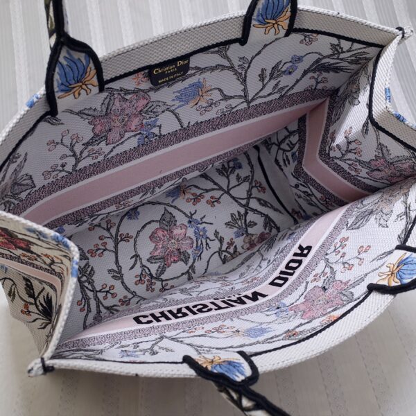 Dior Floral Book Tote Bag - White 53153 - Image 3