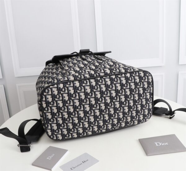 Dior Men's Oblique Motion Backpack 91364 - Image 3