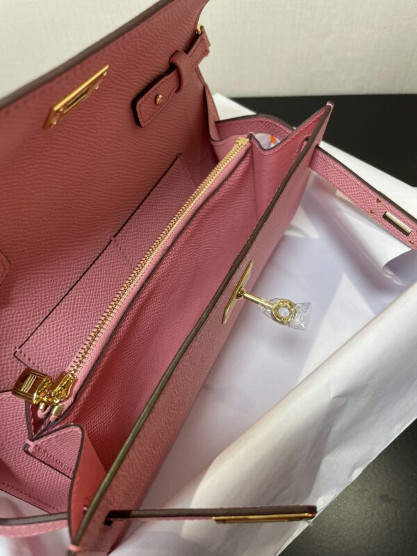 Hermes Kelly Crossbody Bag - Milkshake Powder 75976 - Image 3