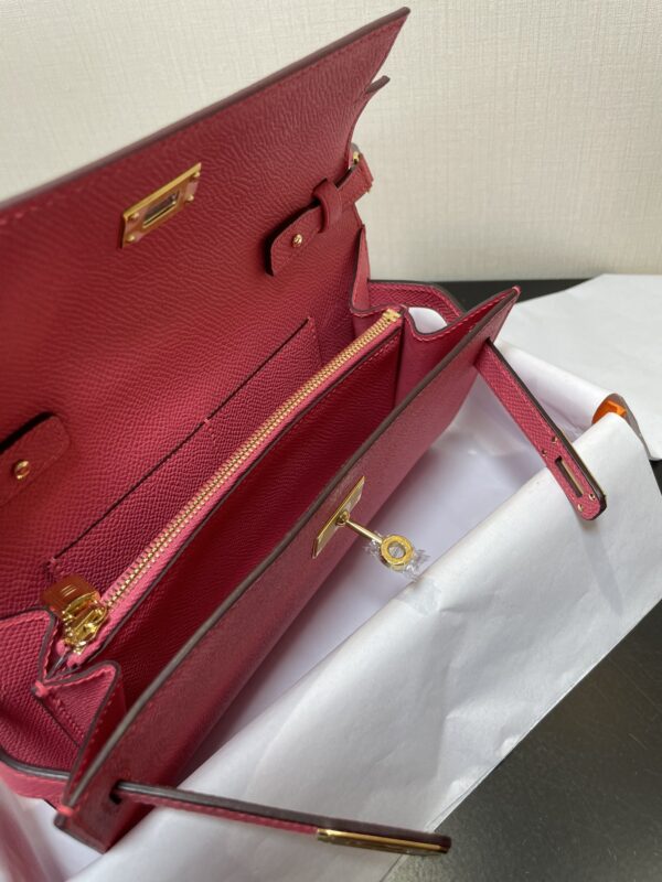 Hermes Kelly Crossbody Bag - Lipstick Powder 99149 - Image 3