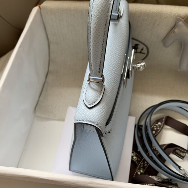 Hermes ck18 Mini 2nd Generation Handbag - Haze Blue 89488 - Image 5
