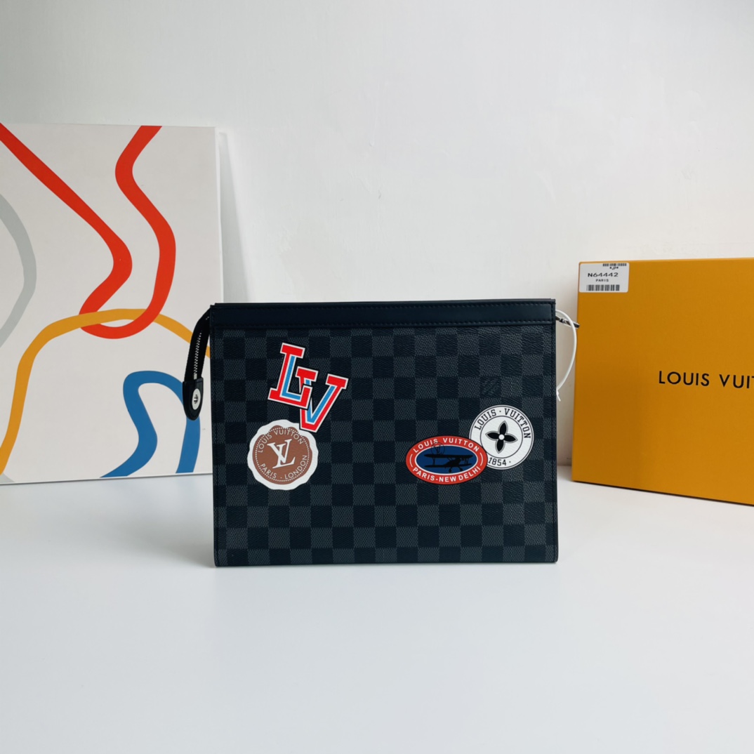 Louis Vuitton Pochette Voyage MM Bag 54468 - Image 3