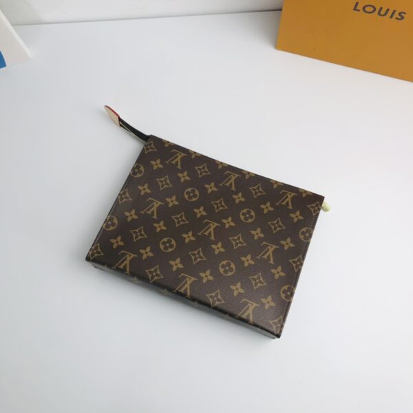 Louis Vuitton Toiletry Bag Size 26 21219 - Image 5
