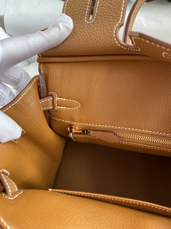 Hermes Birkin Hand-Stitched Handbag - Brown (Golden Buckle) 57936 - Image 5
