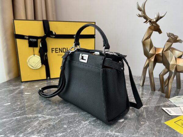 Fendi Peekaboo Handbag - Black 45181 - Image 5