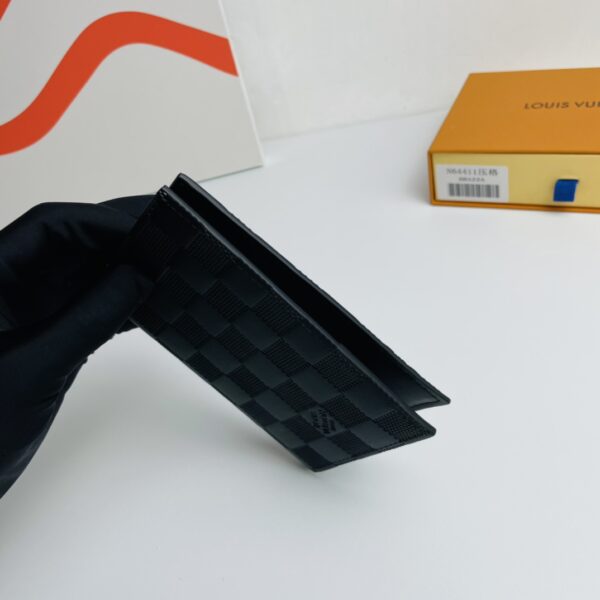 Louis Vuitton Go-To Accessory Modern Traveler Purse 98638 - Image 4