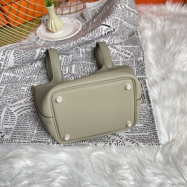 Hermes Picotin 18 Vegetable Basket Handbag - Sage Green 18199 - Image 4