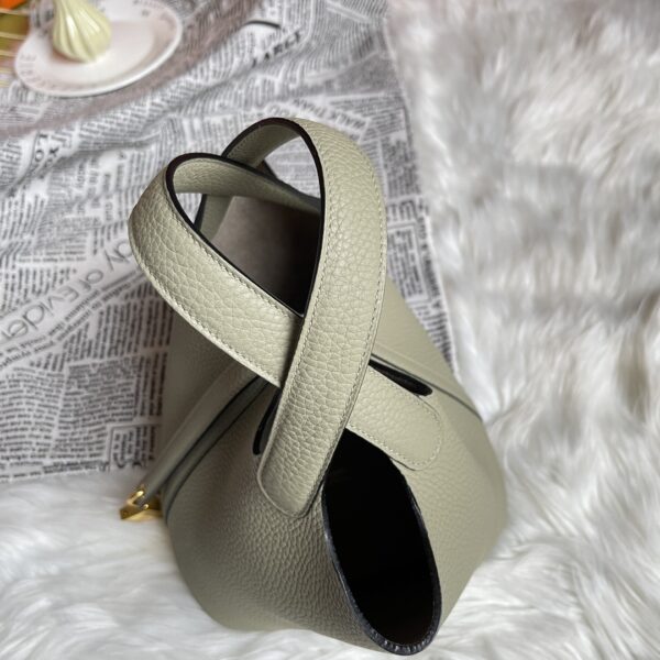 Hermes Picotin 18 Vegetable Basket Handbag - Sage Green 18199 - Image 3