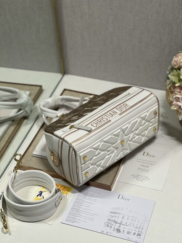 Dior Christian Paris Medium Zipper Handbag - White/Golden 48940 - Image 5