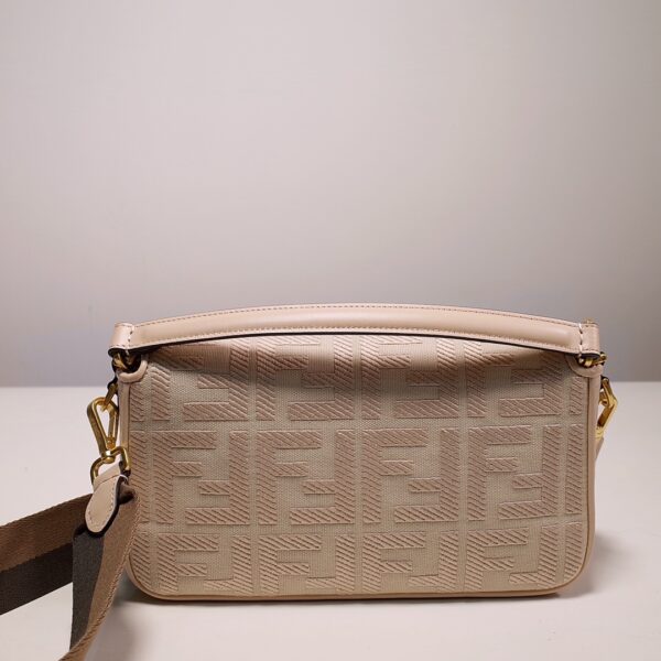 Fendi Iconic Baguette Medium Handbag 23030 - Image 5