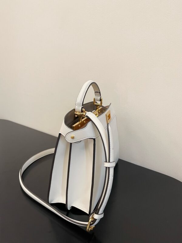 Fendi Peekaboo I See U Handbag - White 99596 - Image 5