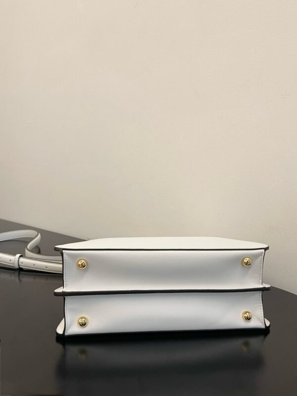 Fendi Peekaboo I See U Handbag - White 99596 - Image 3