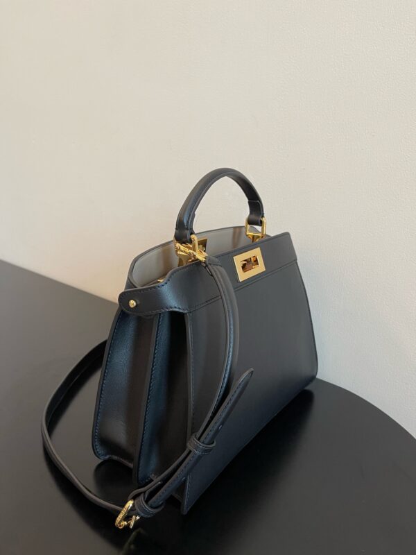 Fendi Peekaboo I See U Handbag - Green 76537 - Image 2