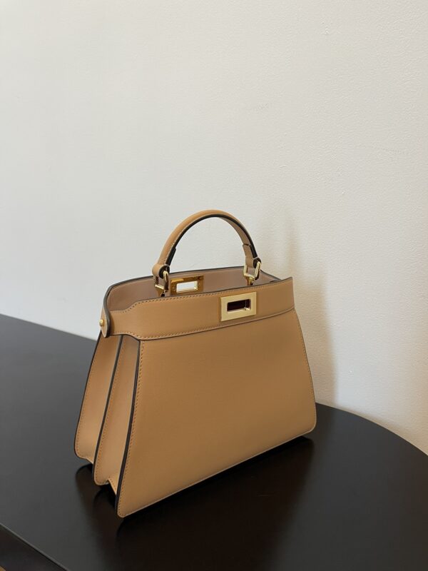 Fendi Peekaboo I See U Handbag - Brown 29614 - Image 5