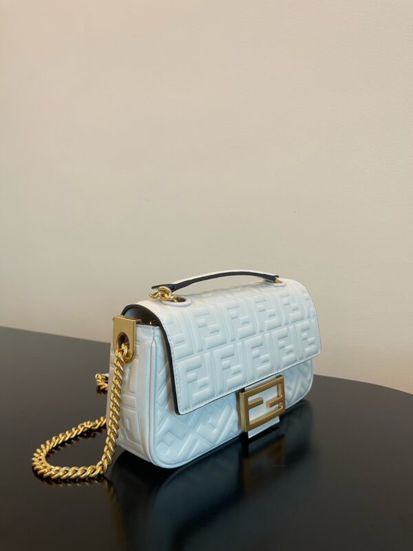 Fendi Baguette Chain Handbag - Light Blue 14640 - Image 5