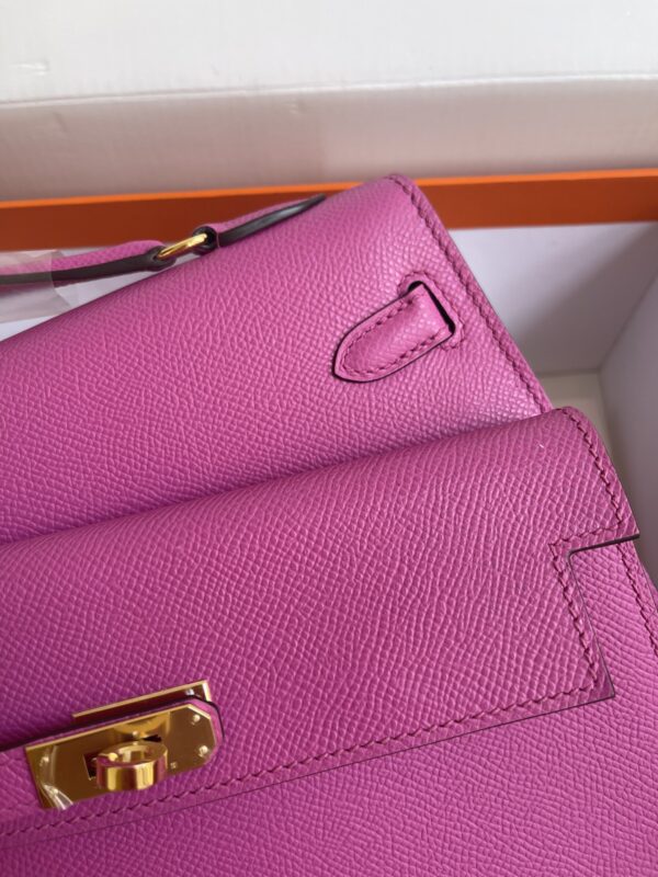 Hermes Kelly Pochette Handbag - Magnolia powder 75767 - Image 4