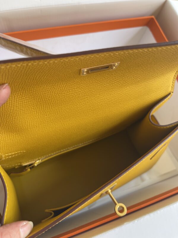 Hermes Kelly Pochette Handbag - Amber Yellow 42781 - Image 3