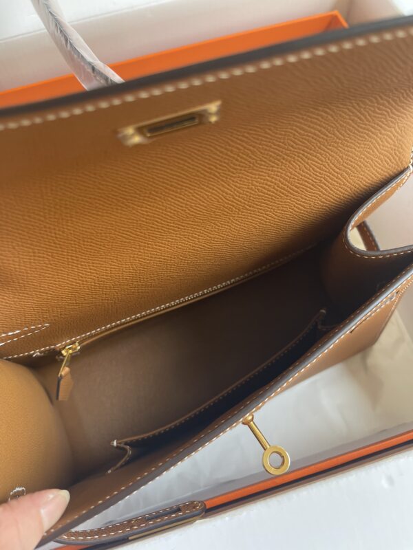 Hermes Kelly Pochette Handbag - Golden Brown 91450 - Image 3