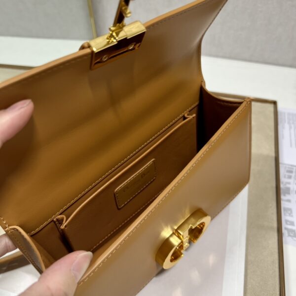 Dior 30 Montaigne East-West Chain Handbag - Brown 10974 - Image 2