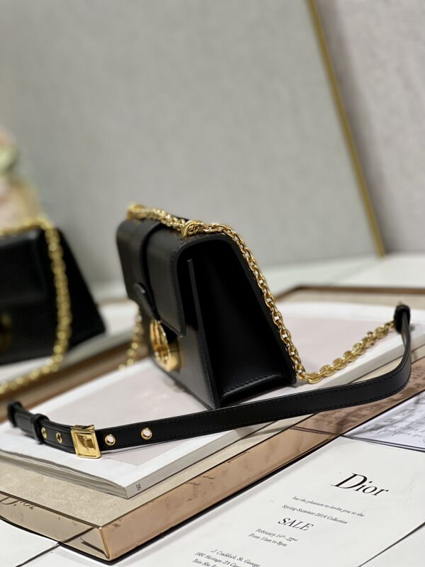 Dior 30 Montaigne East-West Chain Handbag - Black 72233 - Image 5