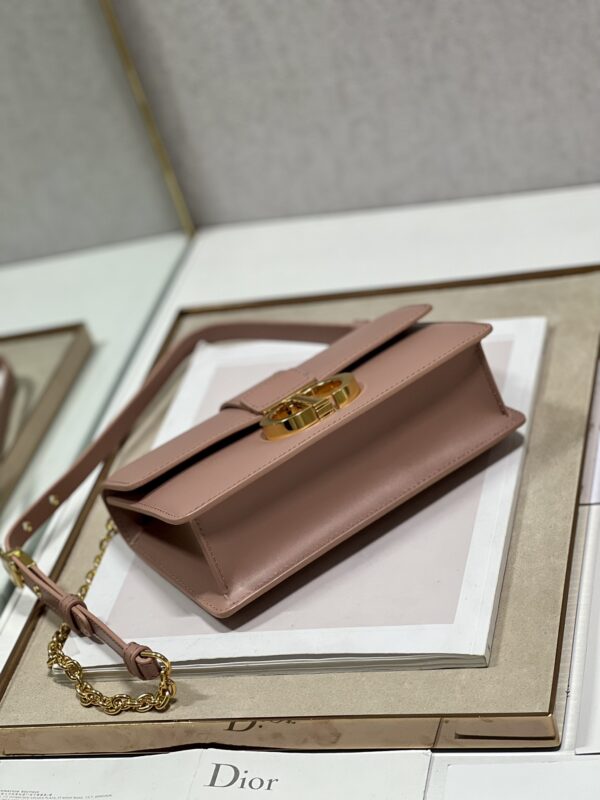 Dior 30 Montaigne East-West Chain Handbag - Pink 53398 - Image 2