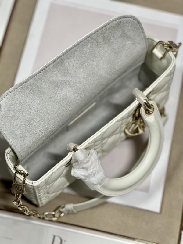 Dior Medium Horizontal Diana Bag - White 89641 - Image 2
