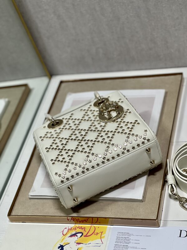 Dior Mini Lucky Star Shaped Rivet Beads Handbag - White 13202 - Image 4