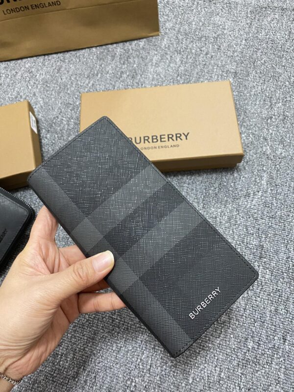 Burberry Charcoal Check Wallet - Black 74798 - Image 4
