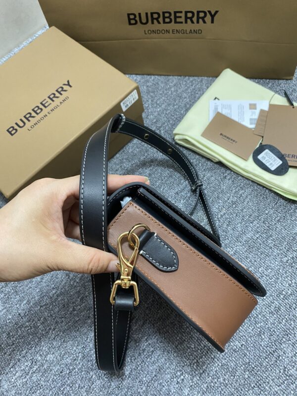 Burberry 'ELIZABETH' Small Crossbody Bag - Brown 33700 - Image 3