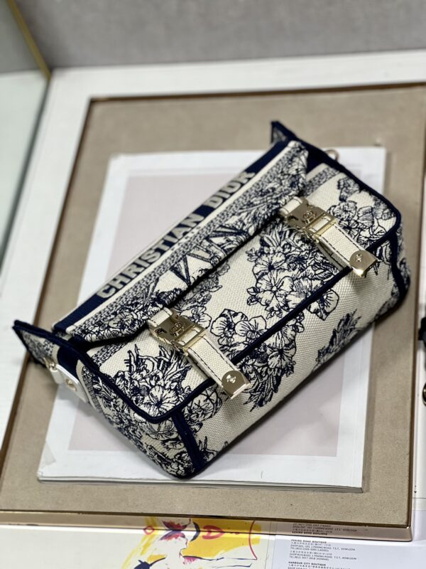 Dior Christian Paris Messenger Bag - Octagonal Star Blue 69191 - Image 4