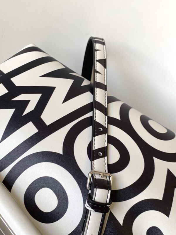 Fendi Roma and Marc HandBag - Black/White 48975 - Image 5