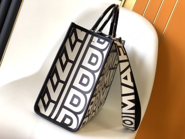 Fendi Roma and Marc Tote Bag - Black/White 91977 - Image 4