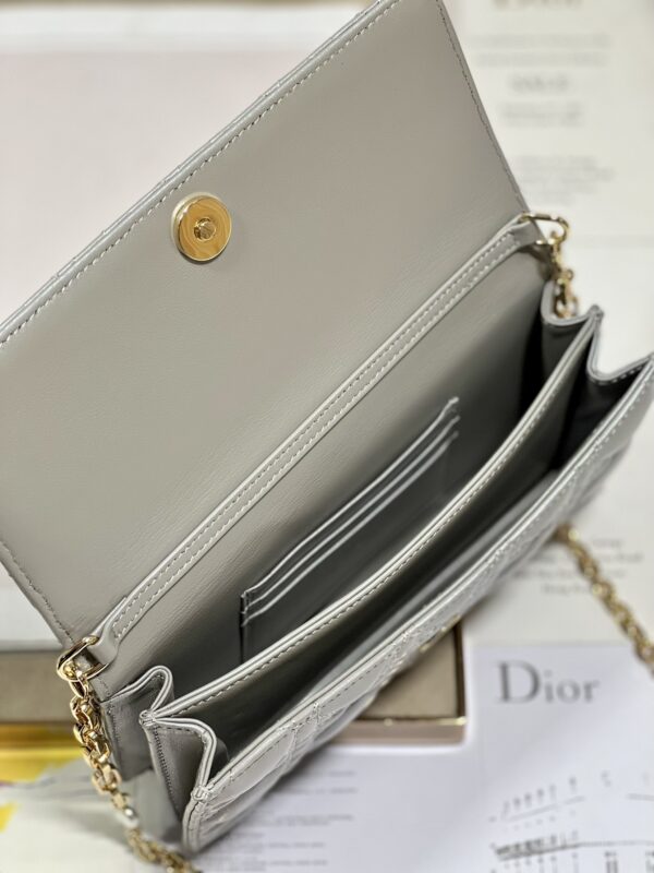 Dior Pearl Clutch - Patent Leather Metal Gray 76623 - Image 2
