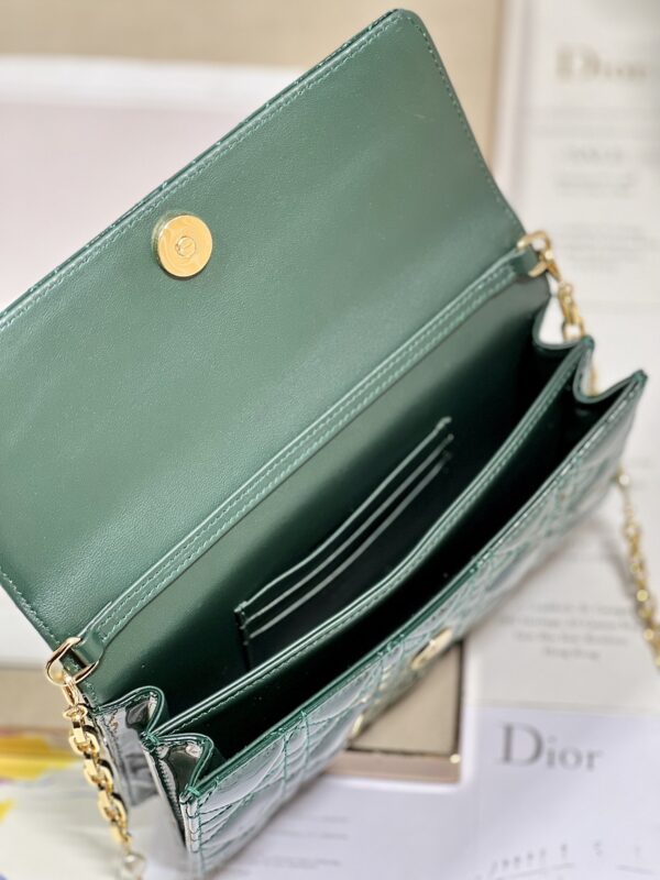 Dior Pearl Clutch - Patent Leather Dark Green 33181 - Image 3