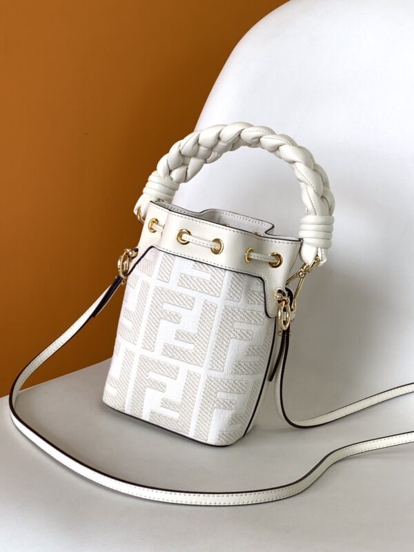 Fendi Mon Tresor Mini FF Embroidered Bucket Bag - White 38119 - Image 5