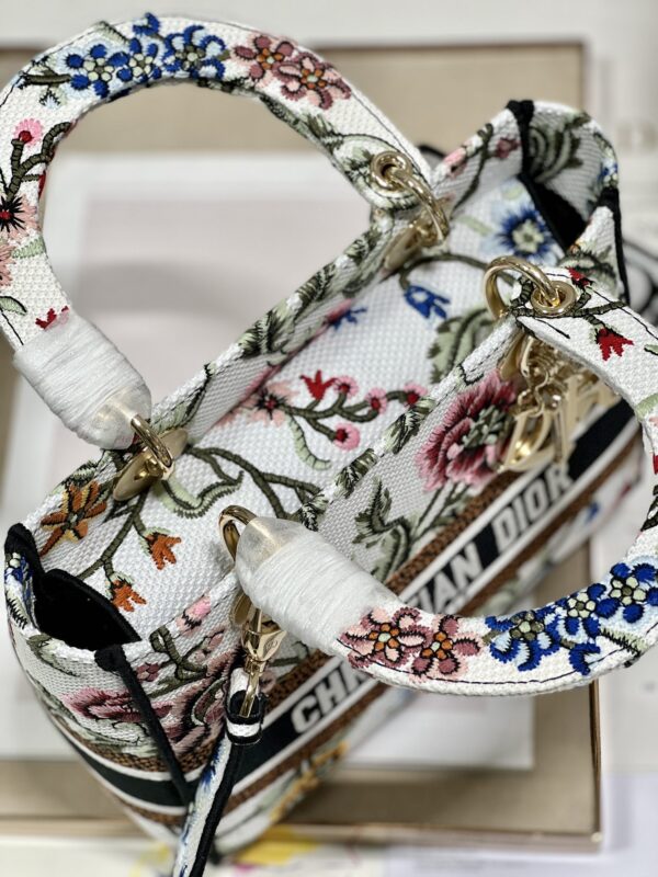 Dior Lady Embroidered Concubine Diana Bag - White Flowers 97241 - Image 3