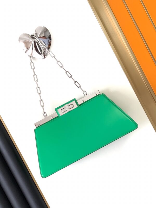 Fendi Peekaboo Cut Medium Bag - Green 32096 - Image 5