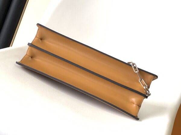 Fendi Peekaboo Cut Medium Bag - Brown 18823 - Image 4