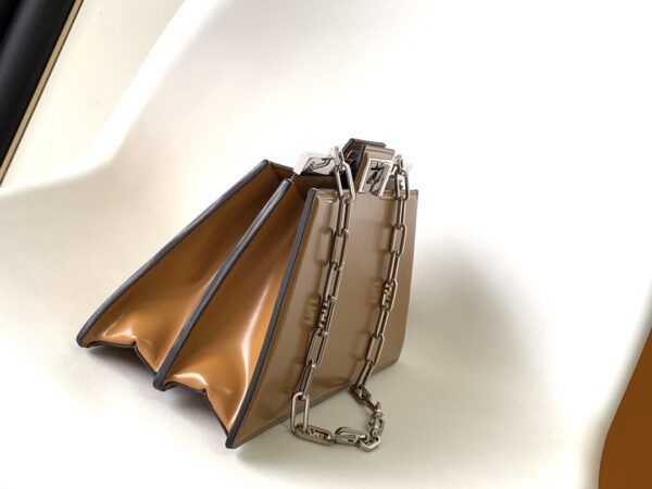 Fendi Peekaboo Cut Medium Bag - Brown 18823 - Image 5