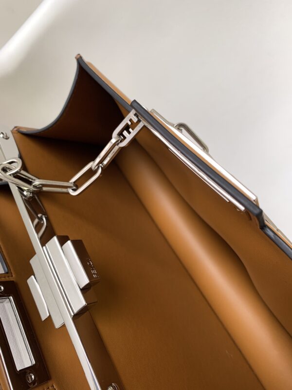 Fendi Peekaboo Cut Medium Bag - Brown 18823 - Image 3